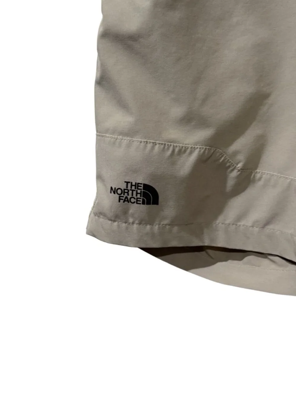 The North Face Mens Beige Outdoor Shorts Size 38 Lightweight Nylon Blend